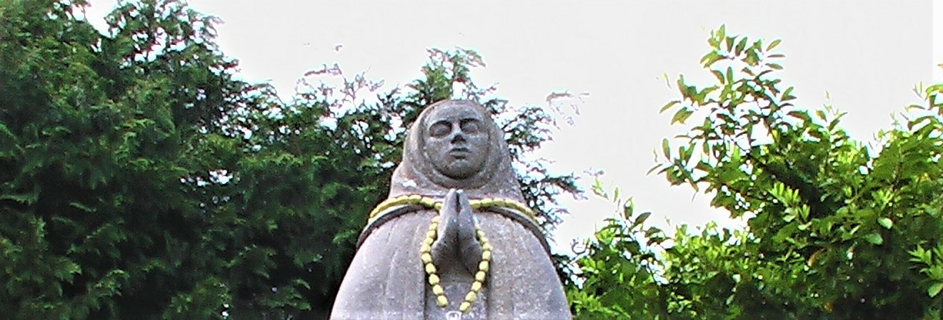 Picture_Head_of_St_Gobnaits_Statue_Ballyvourney