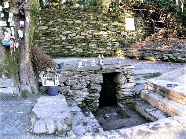 Picture_St_Gobnaits_Well_Ballyvourney